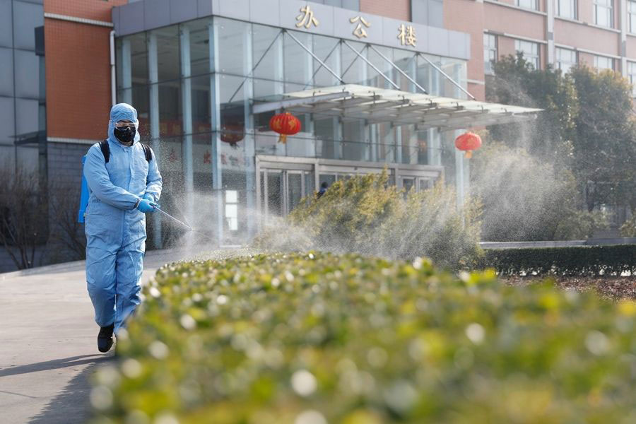 555000jcjc公海AGV机器人是认真的